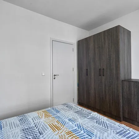 Private 1-bd With Balcony In By Flat Mаnаger Apartamento